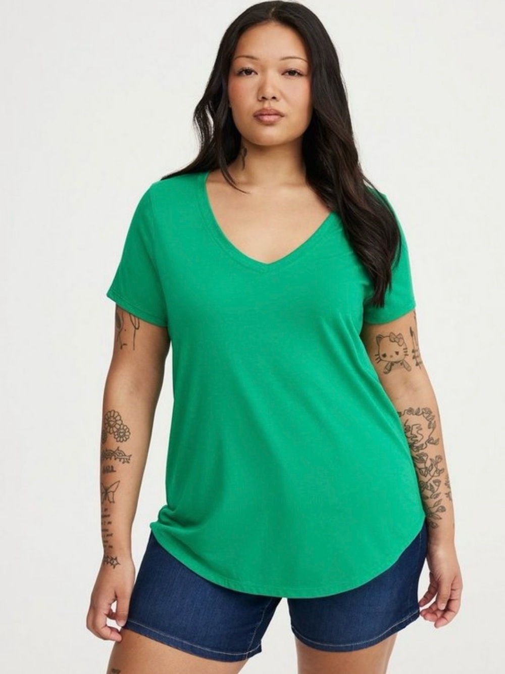 Torrid Girlfriend Signature Jersey V-Neck Tee Jellybean Size 6 NWT
